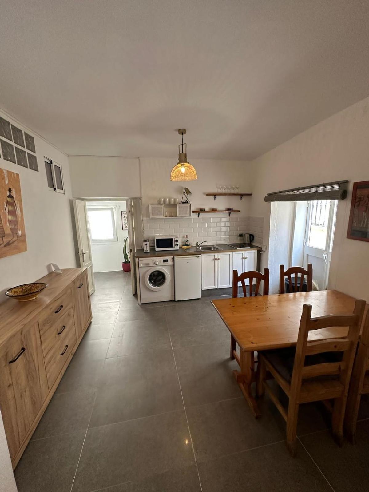 Apartment In Old Town With Roof Terrace And Fibre, طريفة المظهر الخارجي الصورة